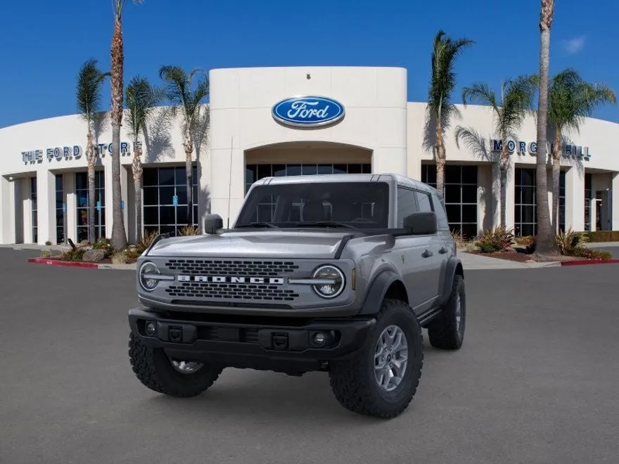 2025 Ford Bronco Badlands photo 1