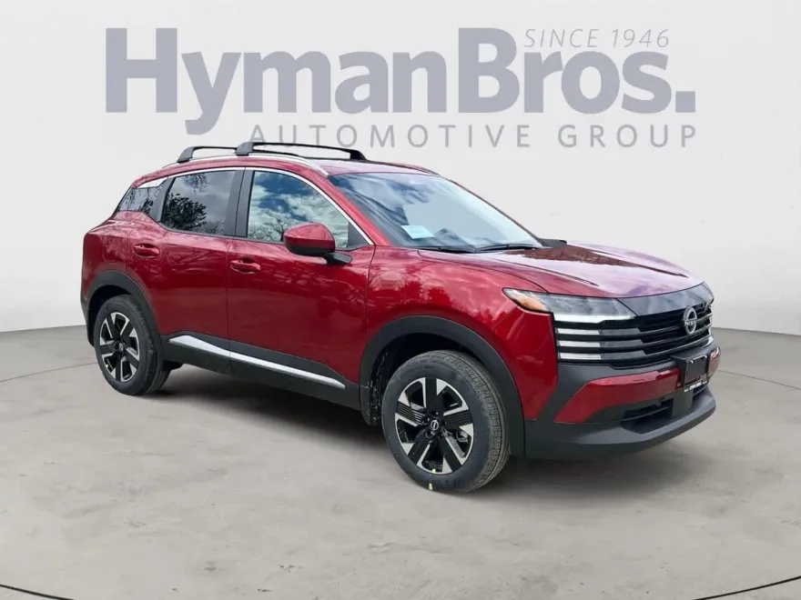 2025 Nissan Kicks SV photo 1