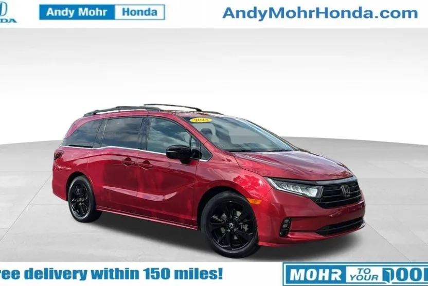 2023 Honda Odyssey Sport photo 1