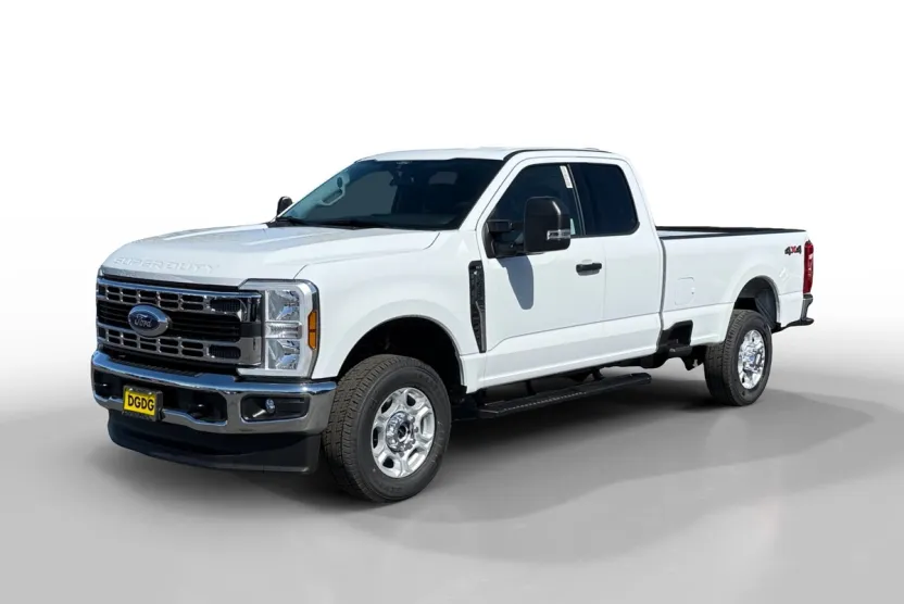 2025 Ford F-350 XLT photo 1