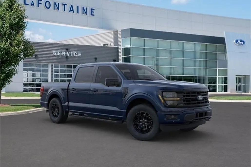 2025 Ford F-150 XLT photo 1