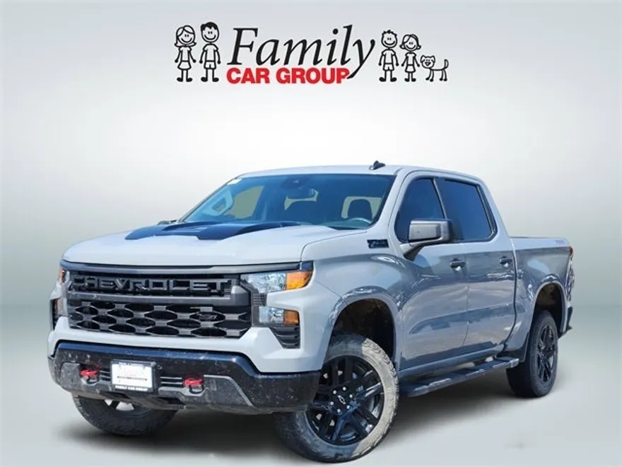 2024 Chevrolet Silverado 1500 Custom Trail Boss photo 1
