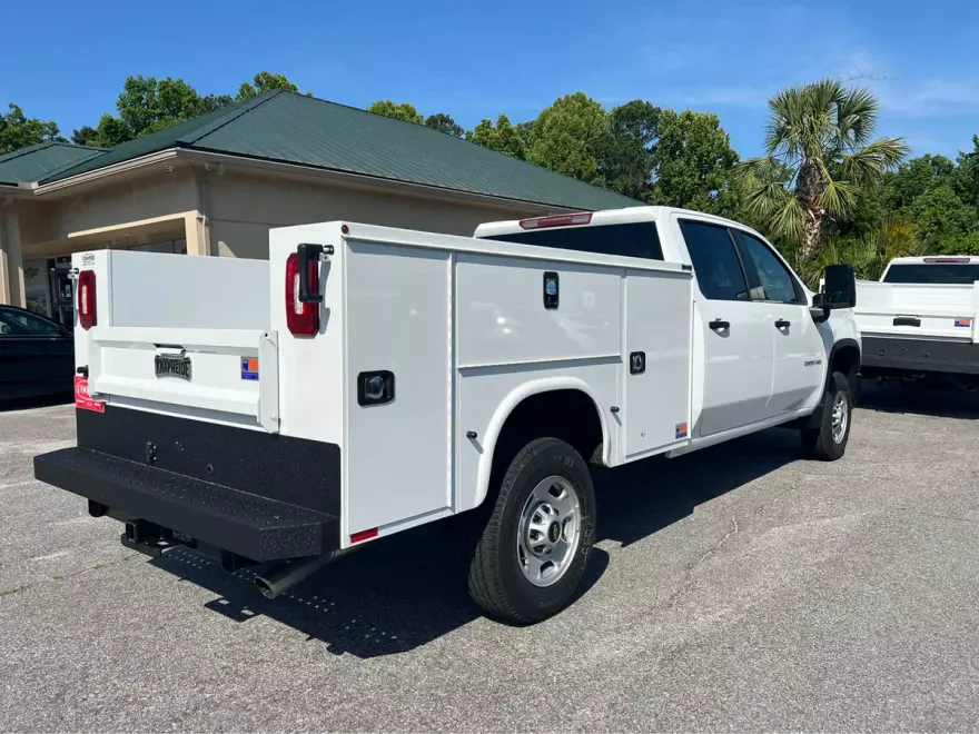 2024 Chevrolet Silverado 2500HD photo 1