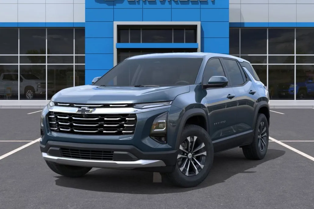 2026 Chevrolet Equinox LT photo 1