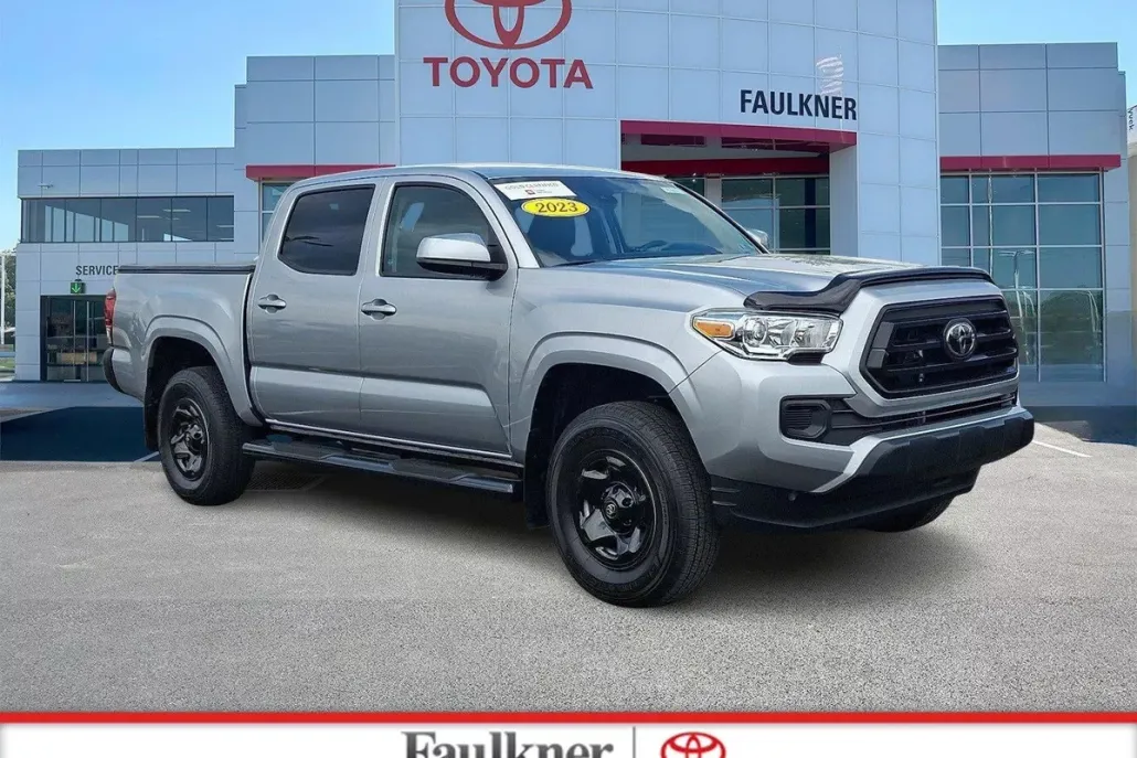 2023 Toyota Tacoma SR photo 1