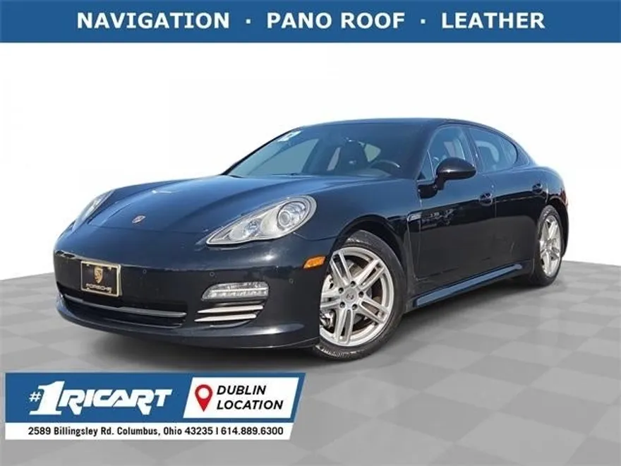 2012 Porsche Panamera 4 photo 1