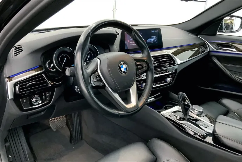 2018 Bmw 530e Sedan photo 1