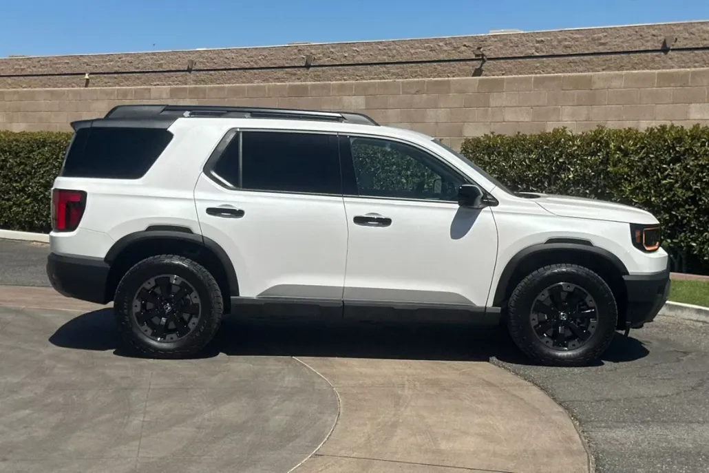 2026 Honda Passport TrailSport Elite photo 1