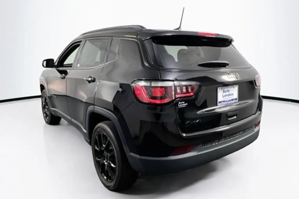 2022 Jeep Compass Altitude photo 1