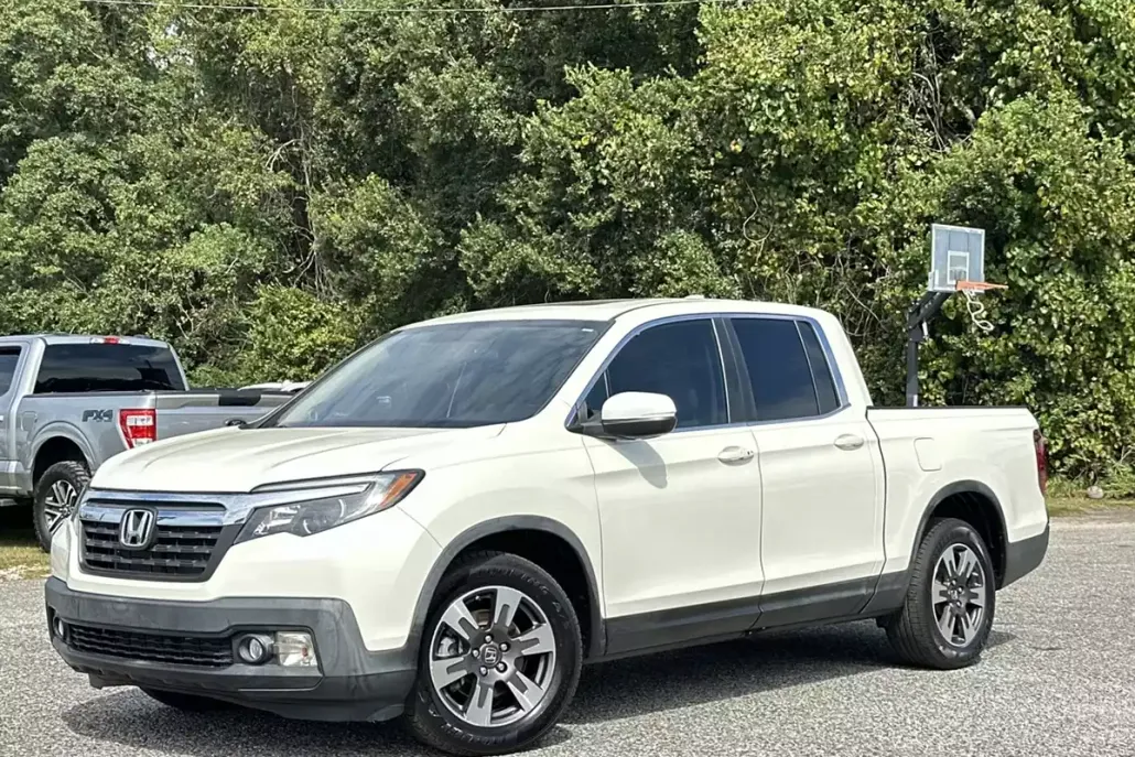 2019 Honda Ridgeline RTL photo 1