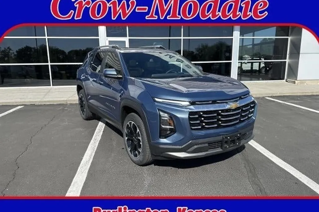 2025 Chevrolet Equinox LT photo 1