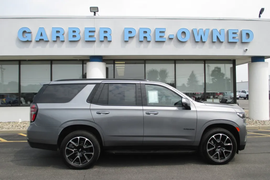 2021 Chevrolet Tahoe RST photo 1