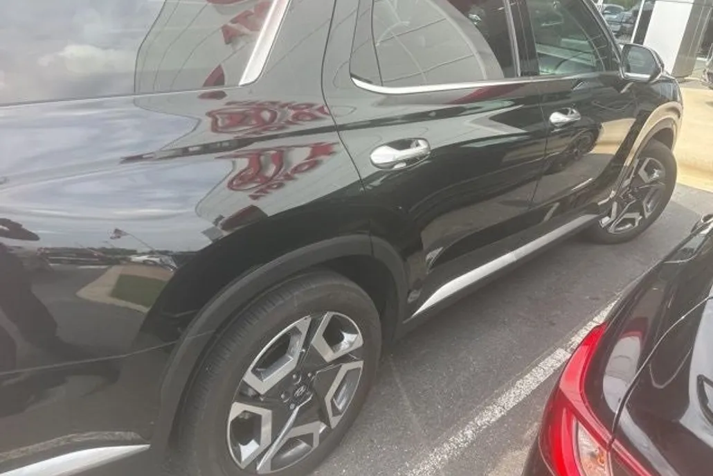 2025 Hyundai Palisade SEL photo 1