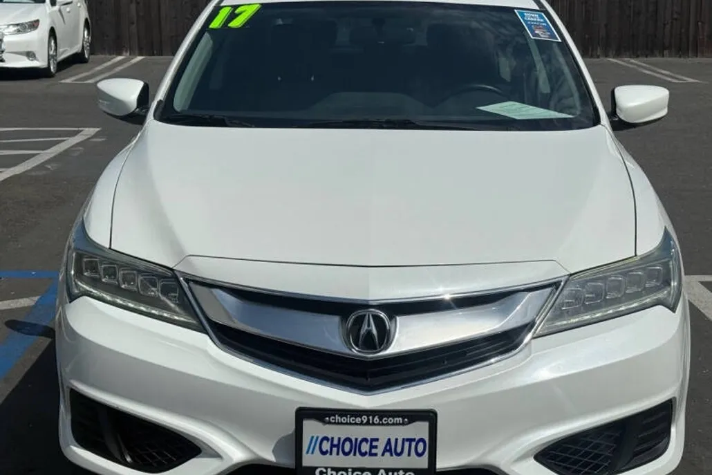 2017 Acura ILX Base Plus photo 1