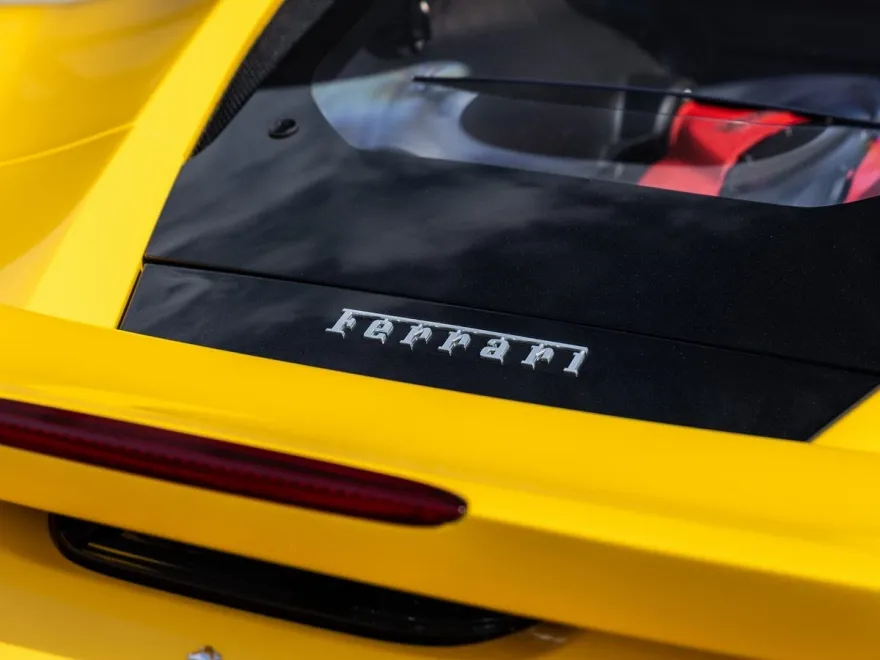 2021 Ferrari F8 Tributo Base photo 13