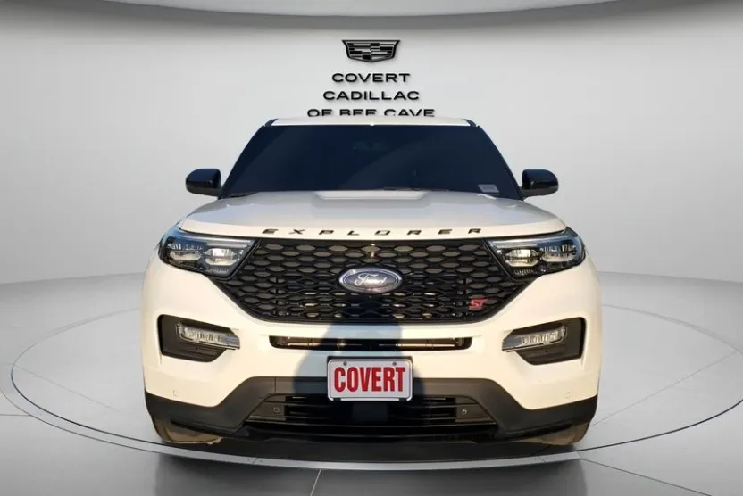 2021 Ford Explorer ST photo 1