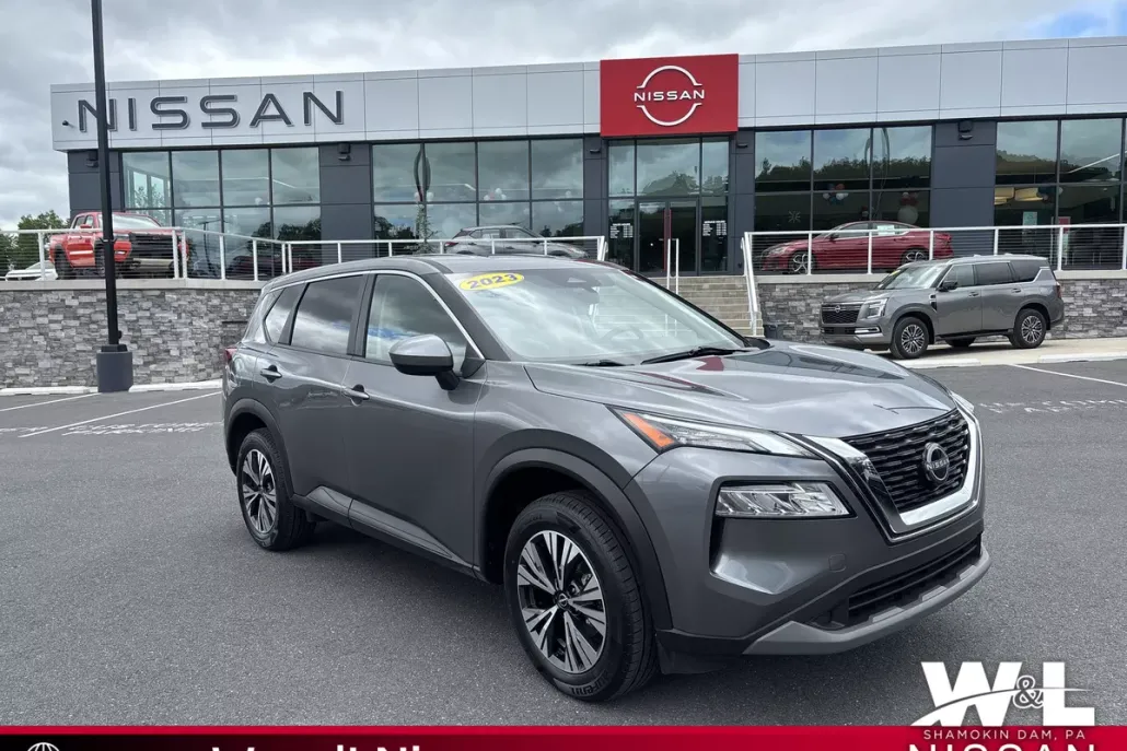 2023 Nissan Rogue SV photo 1