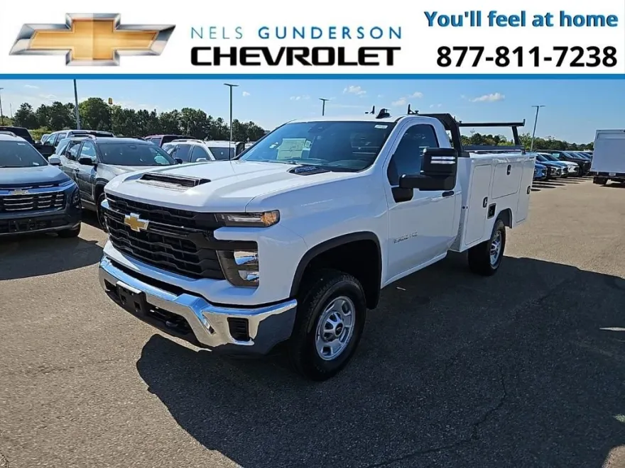 2024 Chevrolet Silverado 2500HD photo 1