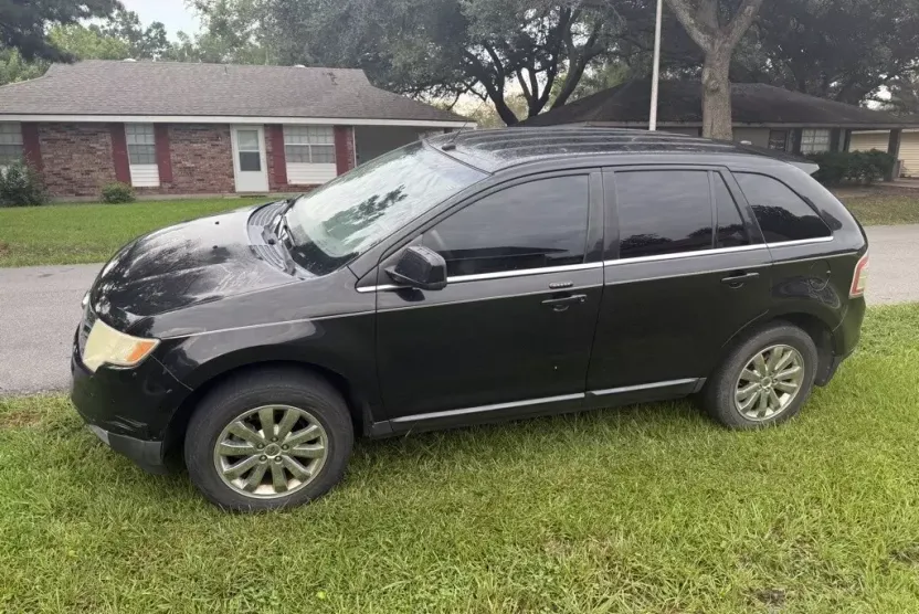 2010 Ford Edge Limited photo 1