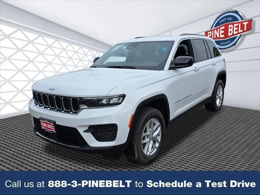 2025 Jeep Grand Cherokee Laredo X photo 1