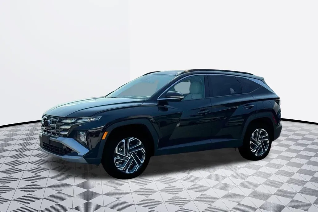 2025 Hyundai Tucson Limited photo 1