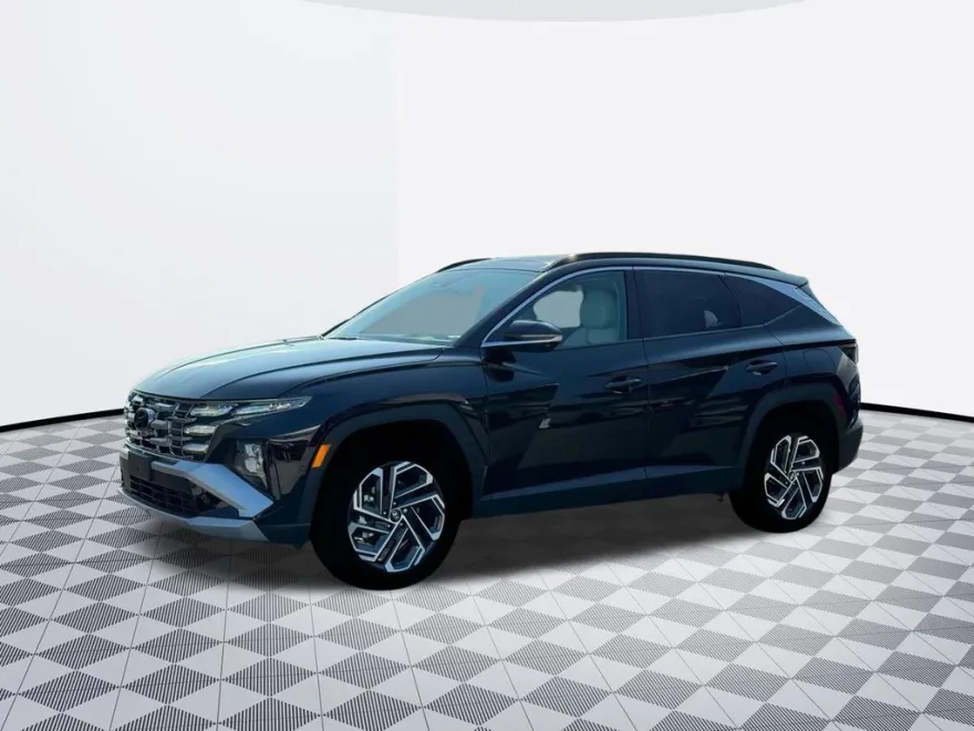 2025 Hyundai Tucson Limited photo 1