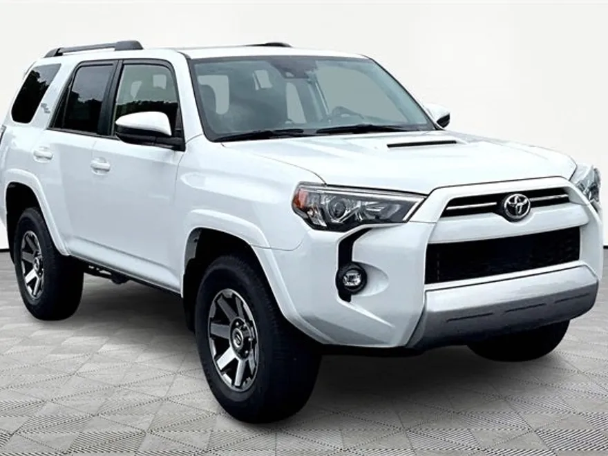 2024 Toyota 4Runner TRD Off-Road photo 1