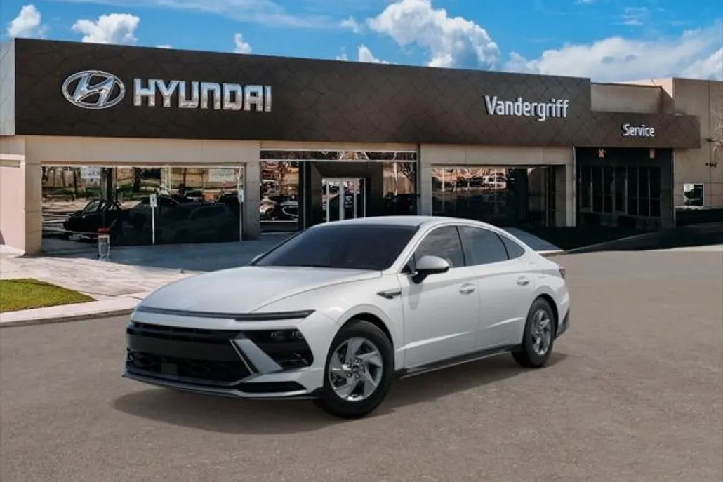 2025 Hyundai Sonata SE photo 1