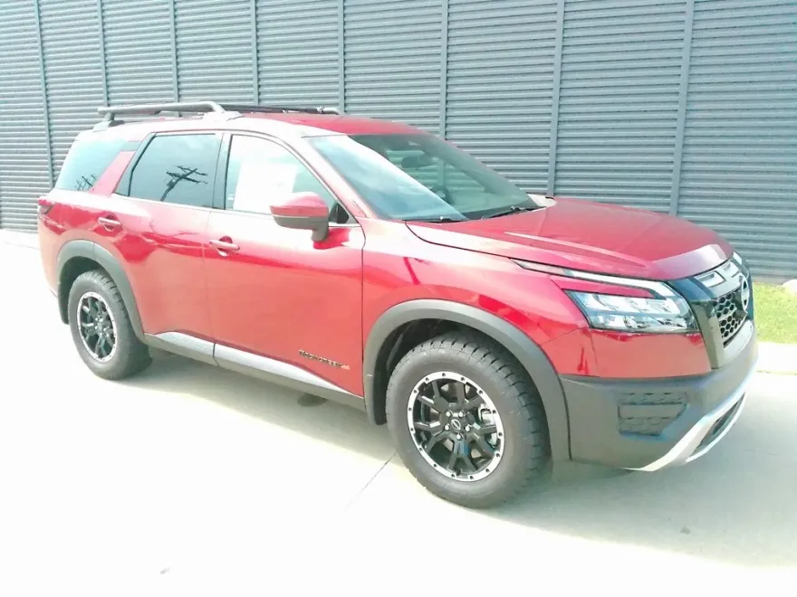 2025 Nissan Pathfinder Rock Creek photo 1