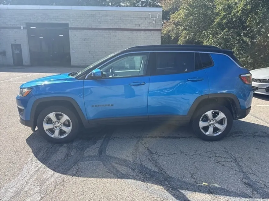 2019 Jeep Compass Latitude photo 1