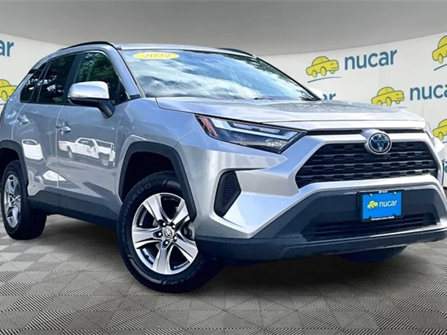 2022 Toyota RAV4 Hybrid XLE photo 1