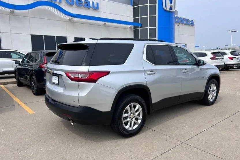 2019 Chevrolet Traverse Cloth photo 1