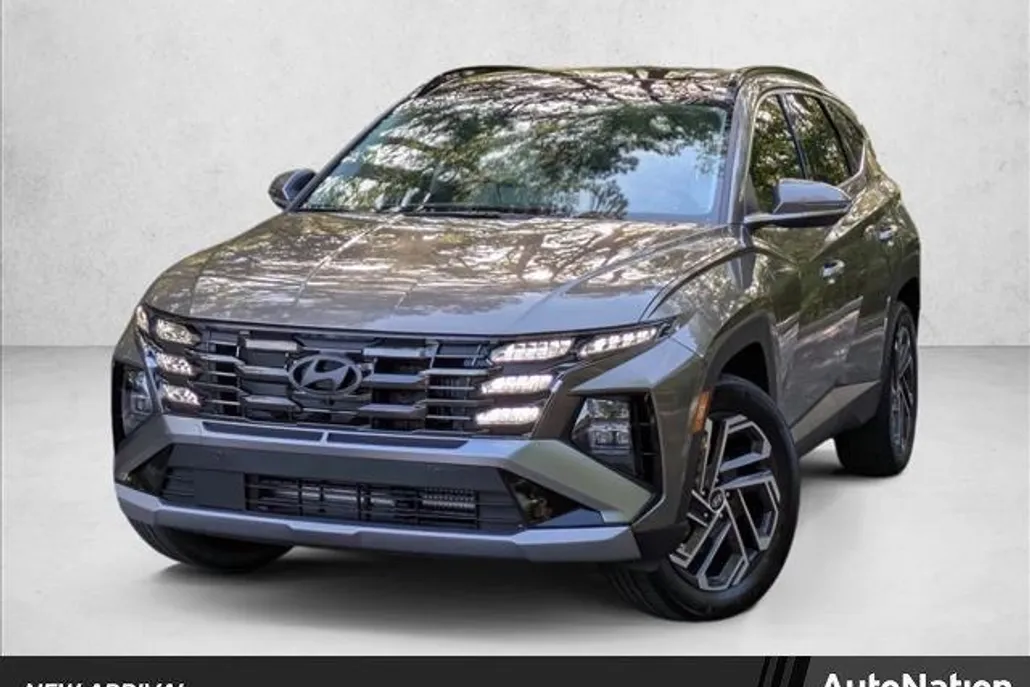 2025 Hyundai Tucson Hybrid Limited photo 1