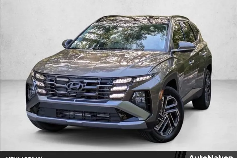2025 Hyundai Tucson Hybrid Limited photo 1