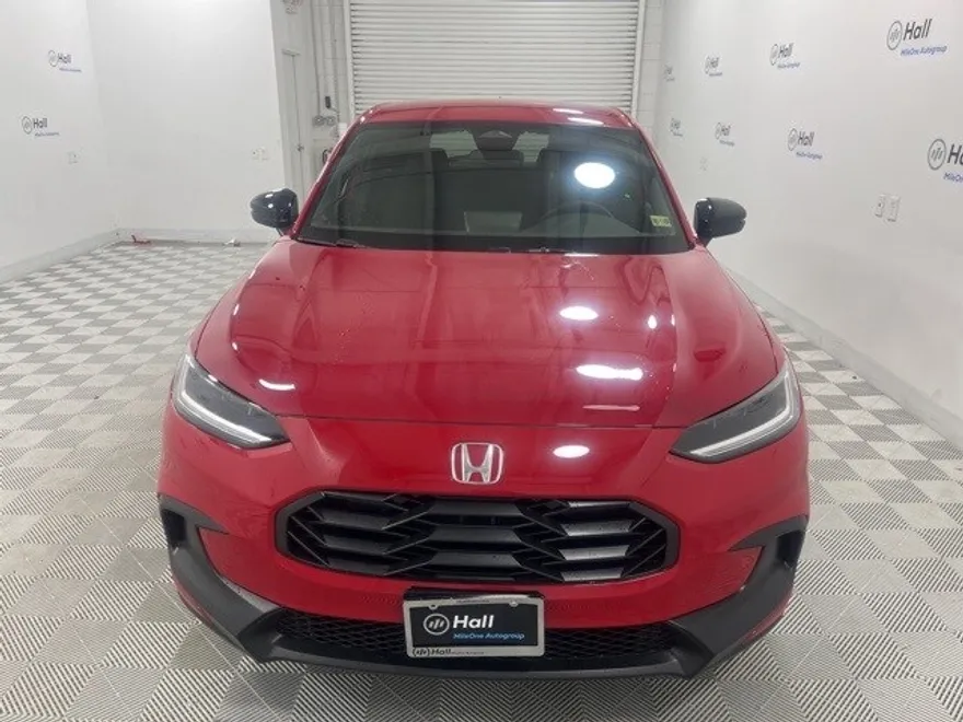 2025 Honda HR-V Sport photo 2