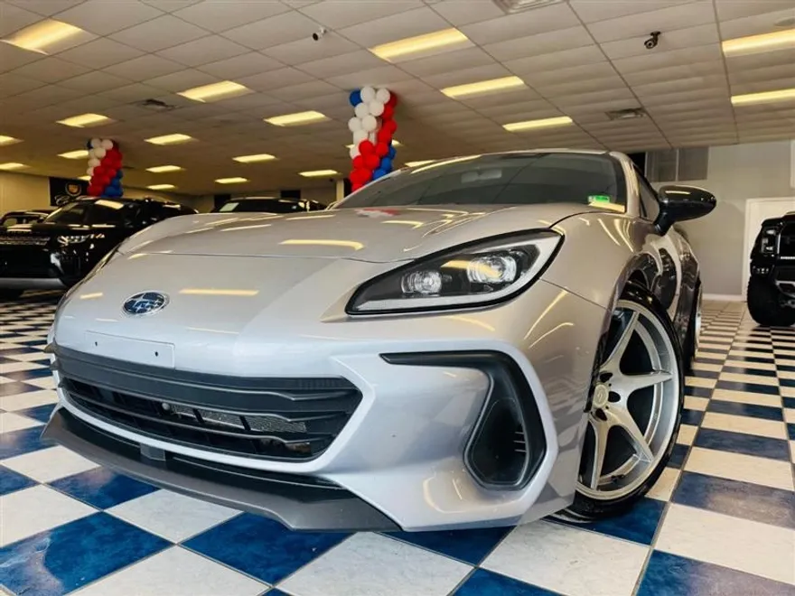 2023 Subaru BRZ Limited photo 1