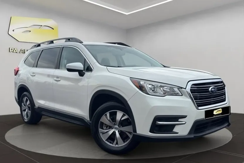 2019 Subaru Ascent Premium photo 1