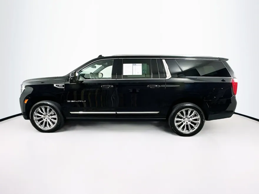 2023 Gmc Yukon XL Denali photo 1