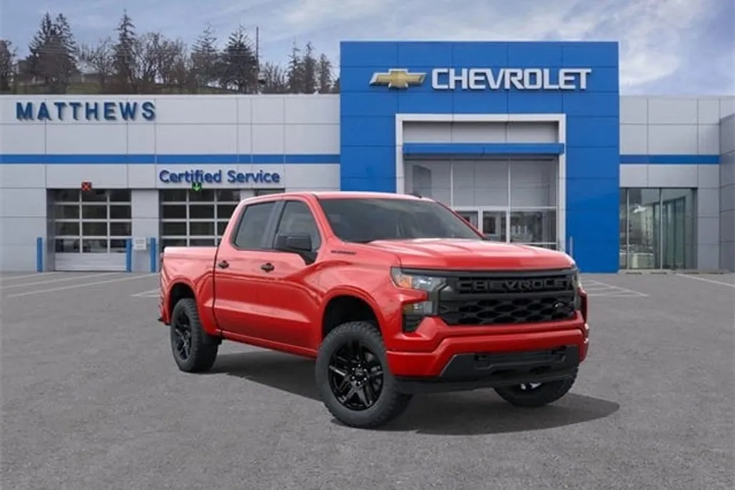 2025 Chevrolet Silverado 1500 Custom photo 1