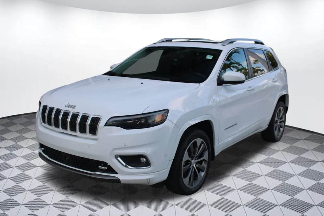 2019 Jeep Cherokee Overland photo 1