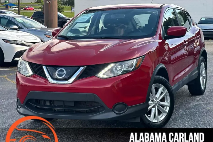 2018 Nissan Rogue Sport S photo 1