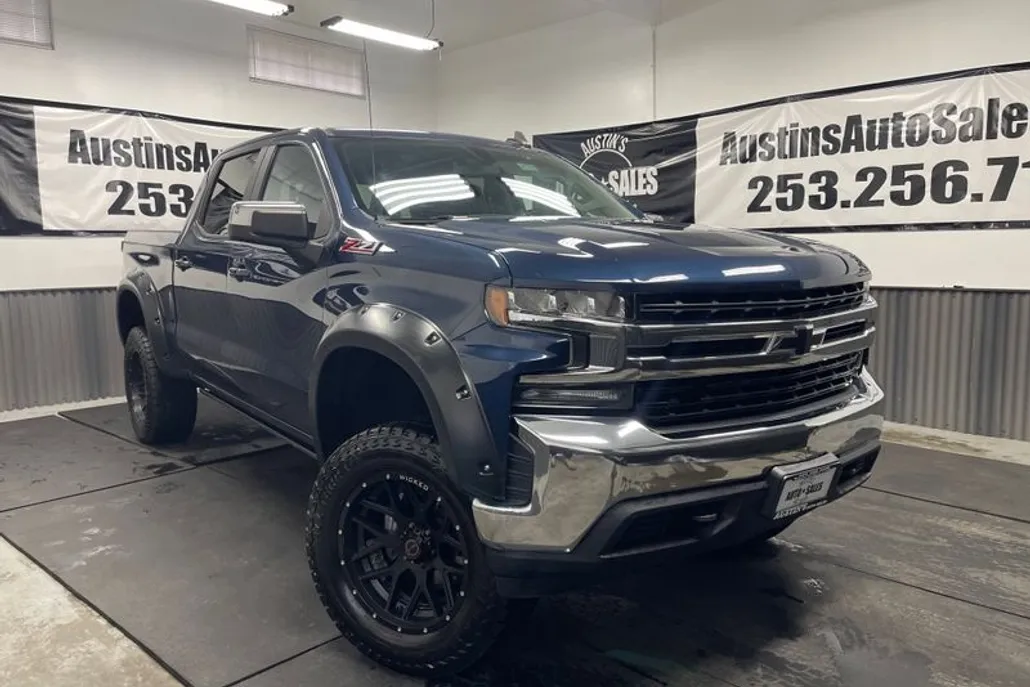 2019 Chevrolet Silverado 1500 LT photo 1