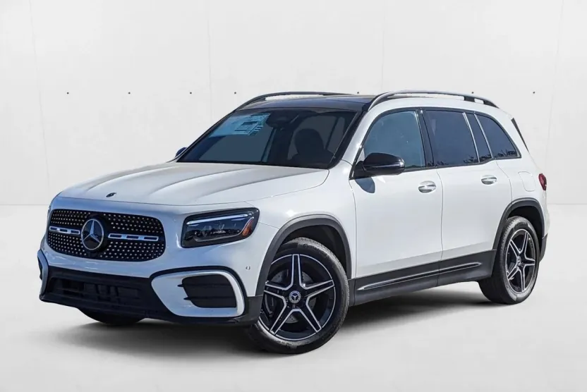 2024 Mercedes Benz GLB 250 photo 1