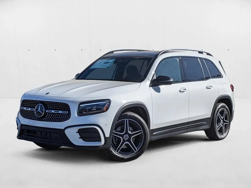 2024 Mercedes Benz GLB 250 photo 1