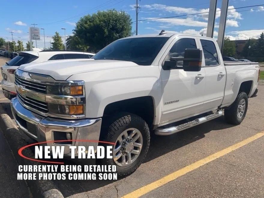 2018 Chevrolet Silverado 2500HD LT photo 1