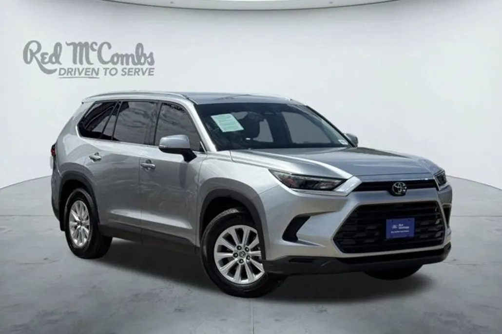 2024 Toyota Grand Highlander XLE photo 1
