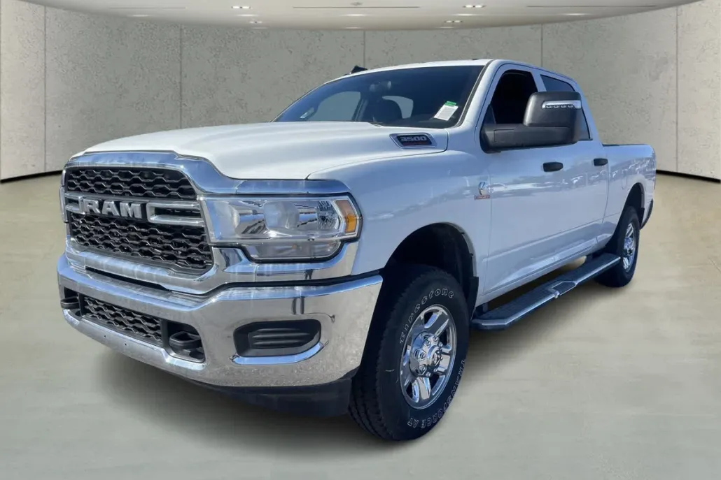 2024 Ram 3500 Tradesman photo 1