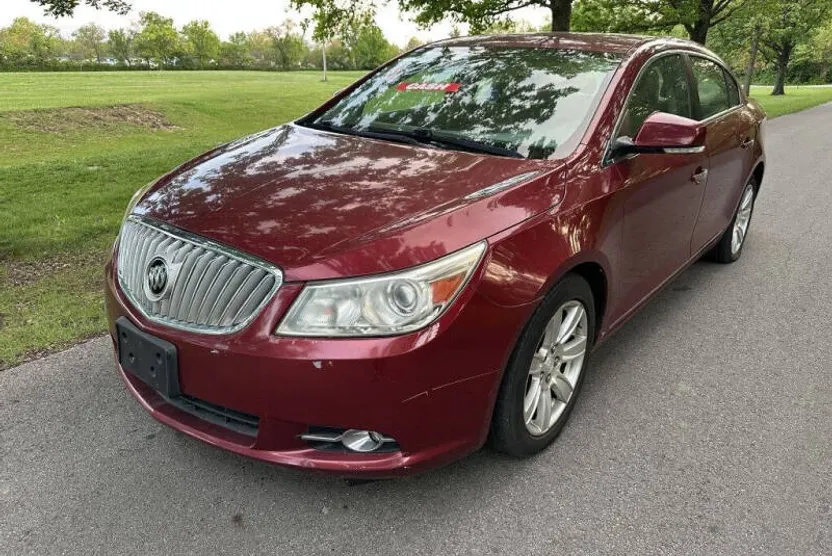 2010 Buick LaCrosse CXL photo 1