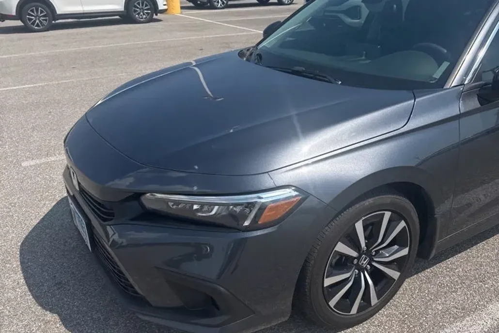 2022 Honda Civic EX photo 1
