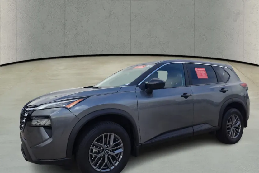 2026 Nissan Rogue S photo 1